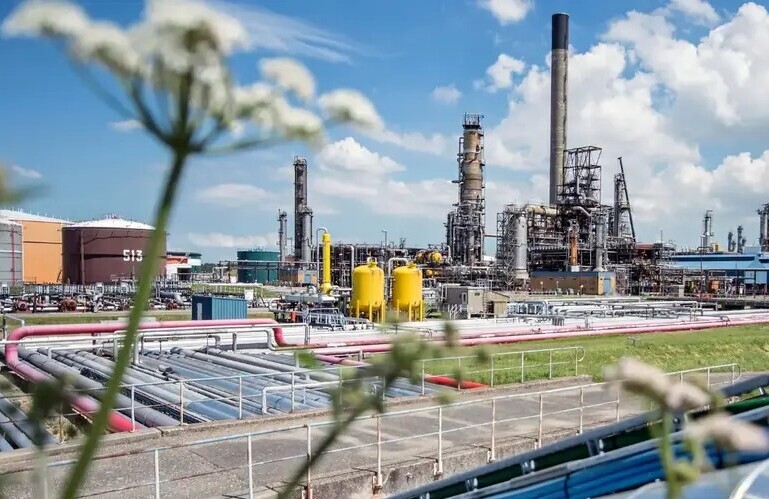 algemeen-beeld-zeeland-refinery_1360_500.jpeg