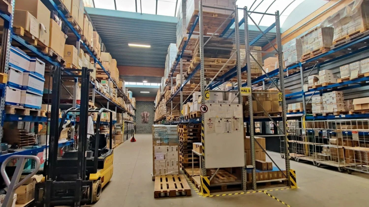 Noble House NV 3.jpg