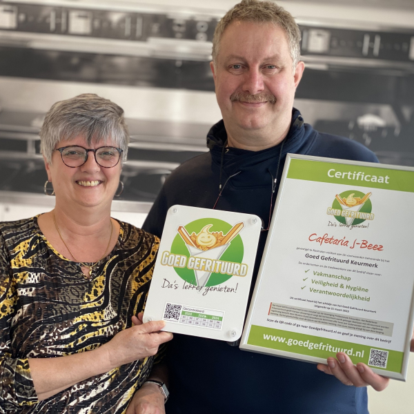 Cafetaria J-Beez in Rosmalen Jacqueline en Erik van de Ven.jpg