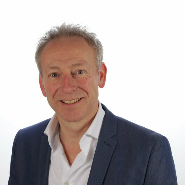 Robert Burgler Supertrade.jpg