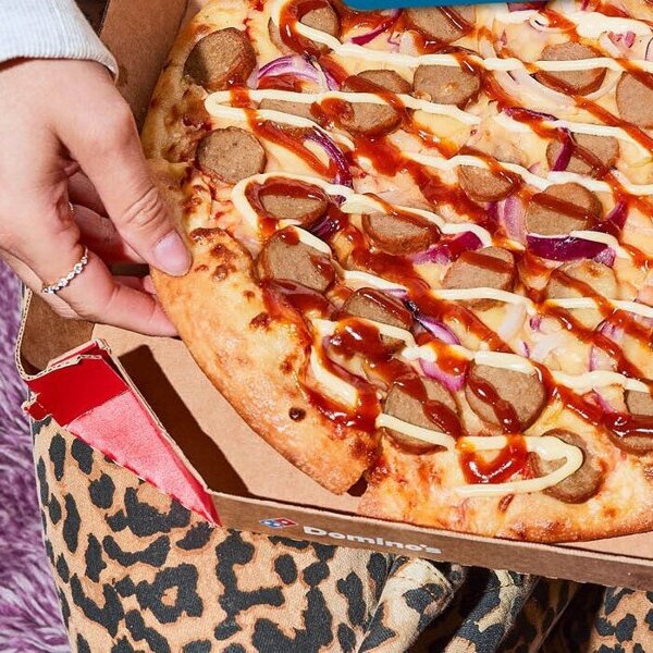 545464-240272_SocialPost_1080x1080px_Pizza-Frikan--Dutchman_NL_v012-b702fa-original-1720777045 (1).jpg