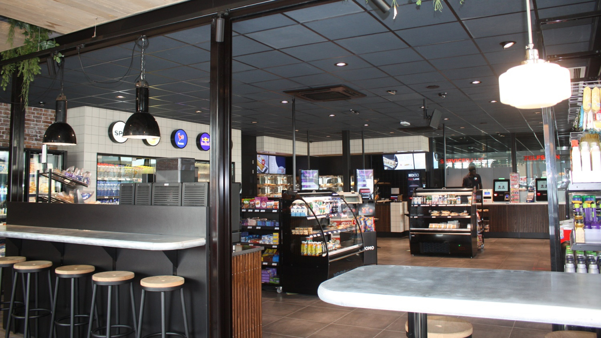 Esso Tony's Ringbaan Oost Tilburg (4).jpg