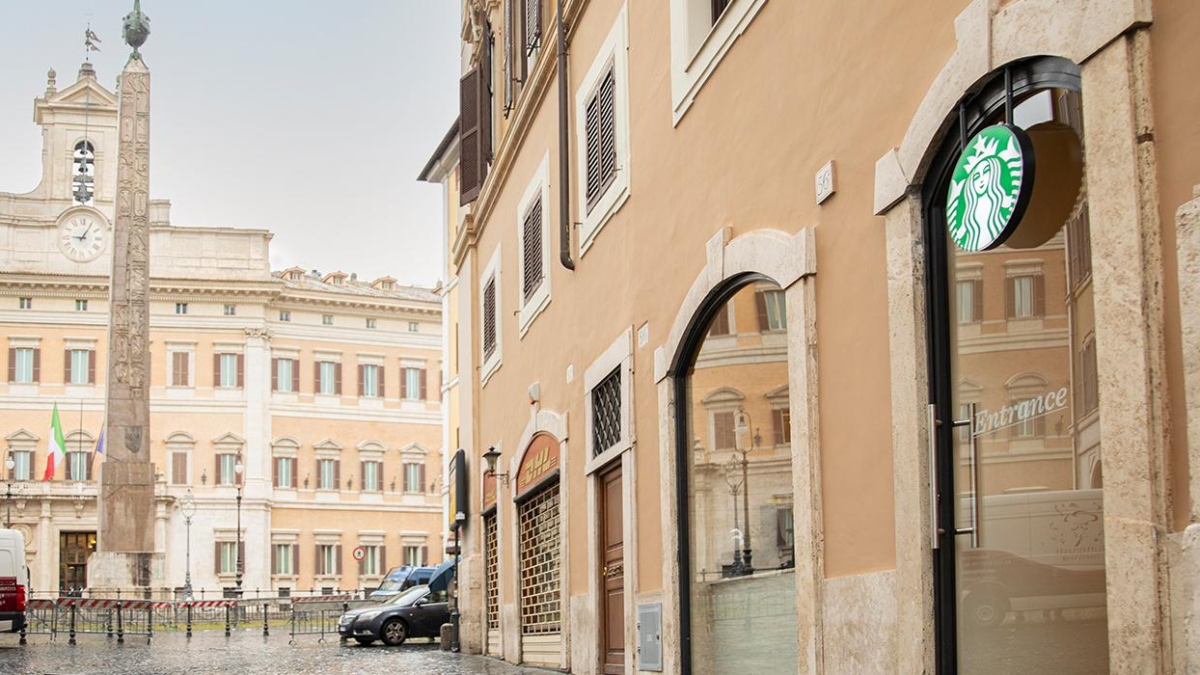 SBX20230510-Starbucks-Montecitorio-Rome-feature.jpeg