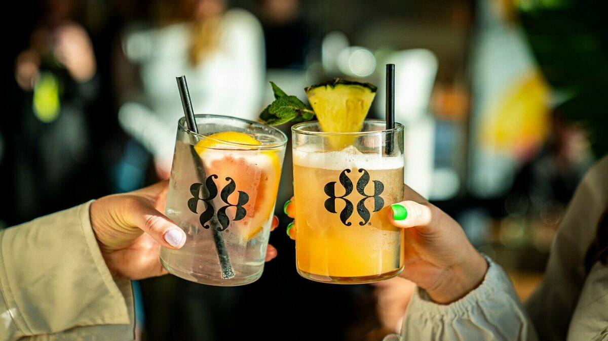 Royal Bliss Cheers.jpg