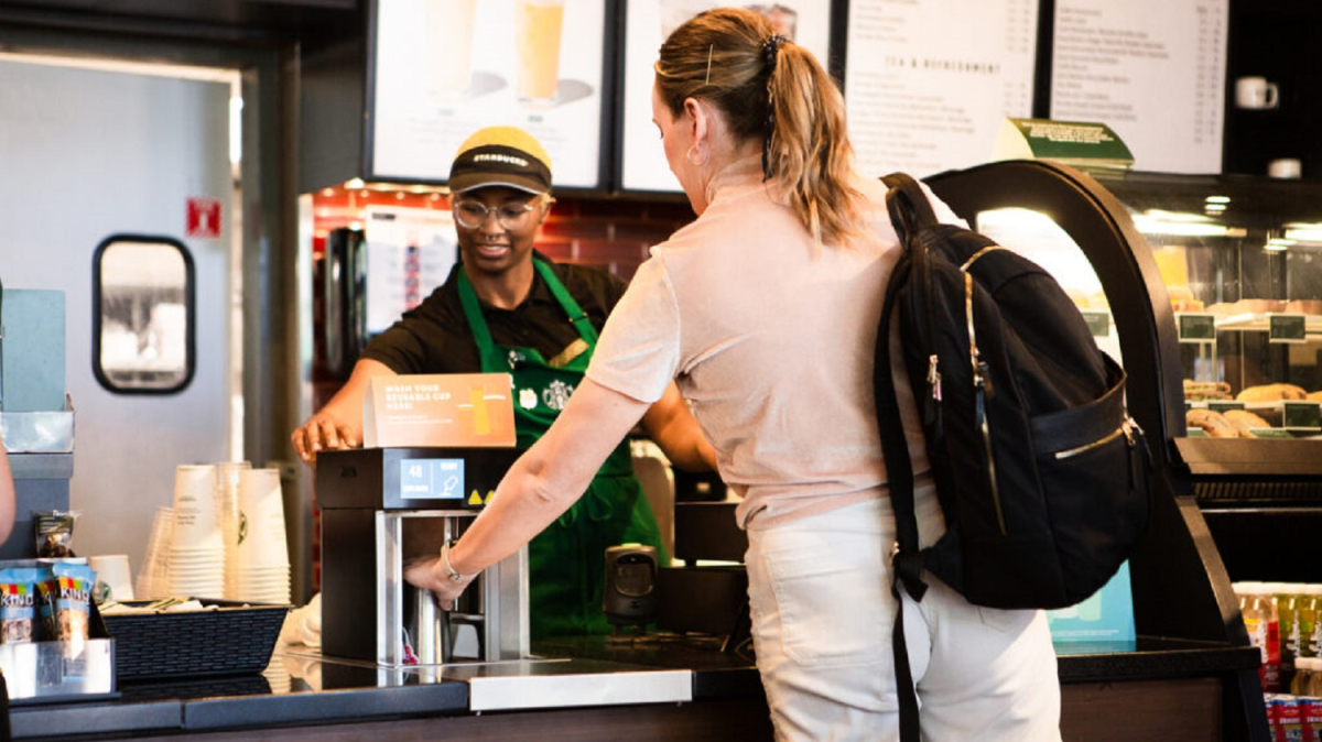 foto spoelen bij Starbucks.jpg