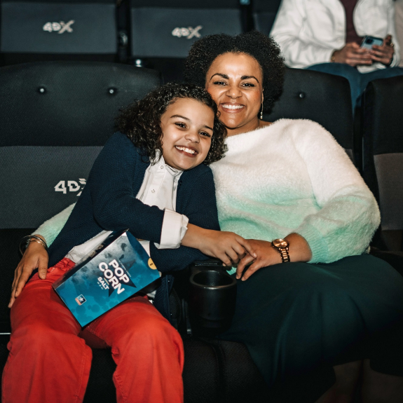 Kinepolis in de zaal met popcorn.jpg