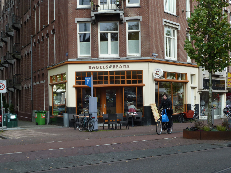 bagels-beans-amsterdam-clerqstraat.jpg