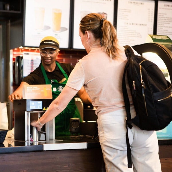 foto spoelen bij Starbucks.jpg