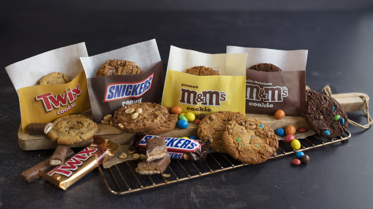 Mars branded cookies in pocket.jpg