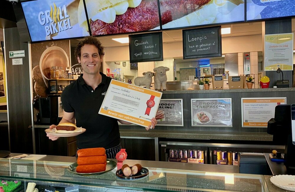 Frituurwereld - Grillbikkel Met Goud Bekroond - Marcel Norder.jpg