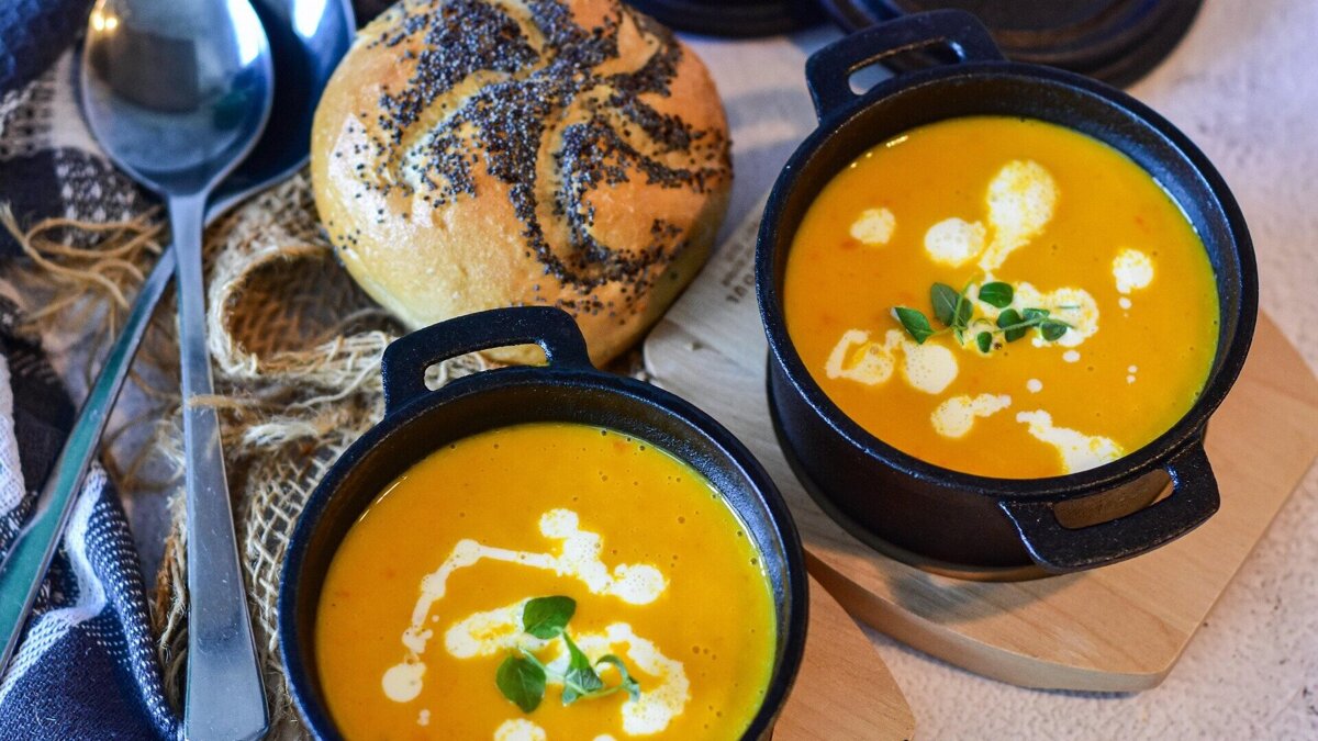 pumpkin-soup-7475122_1920.jpg