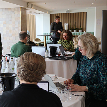 9. Senior judges in discussion.JPG