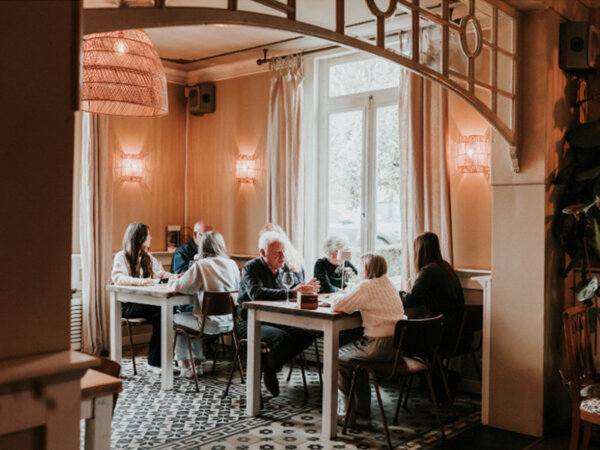 foto restaurant binnen Zoetzand.jpg