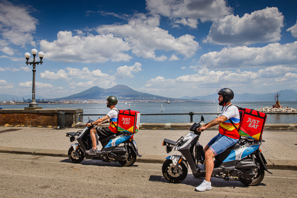 rs_naples-just-eat.jpg