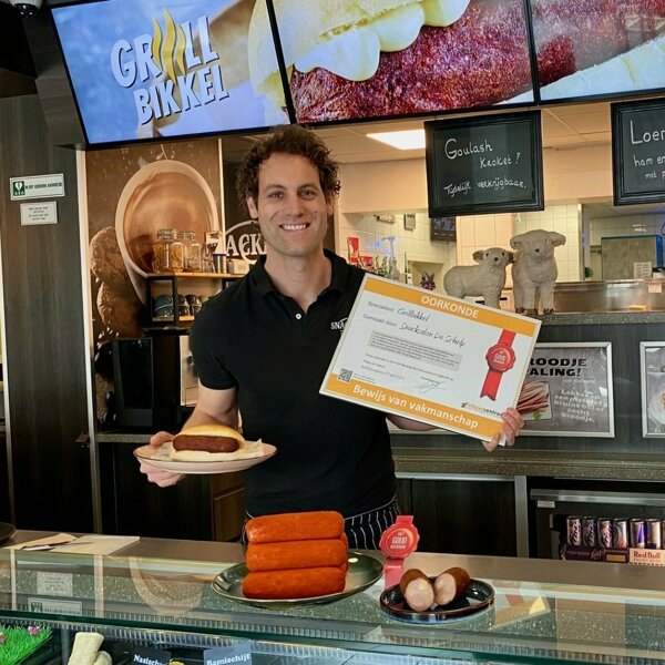 Frituurwereld - Grillbikkel Met Goud Bekroond - Marcel Norder.jpg