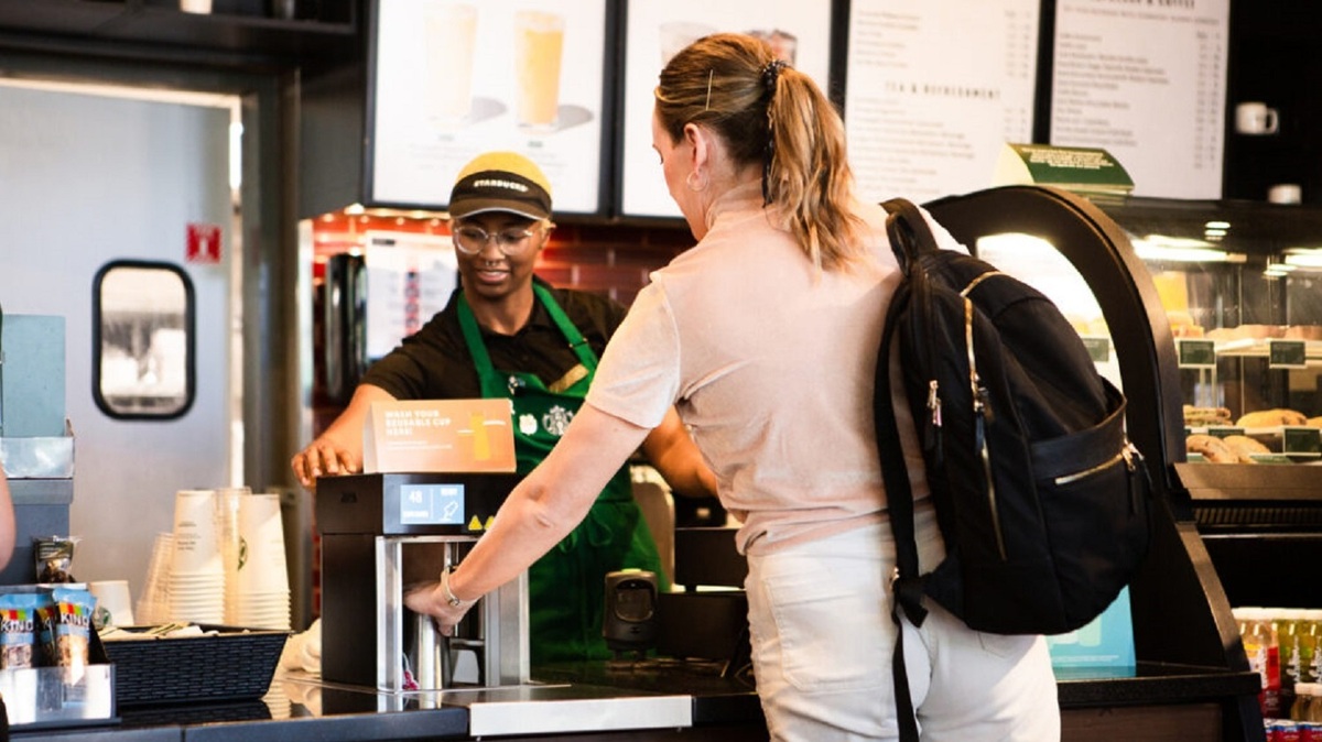foto spoelen bij Starbucks.jpg