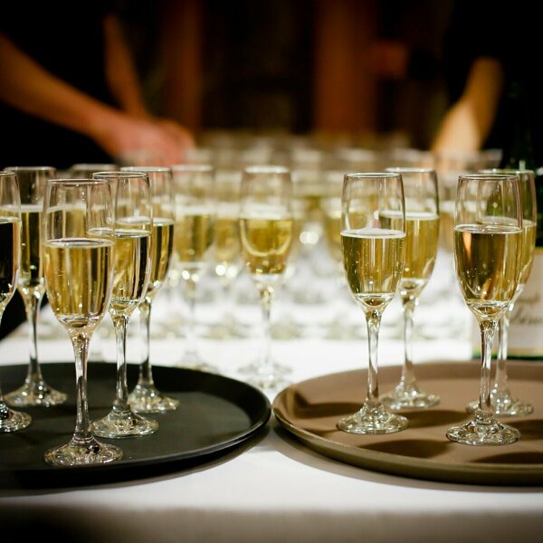 drinks-1283608_1920.jpg