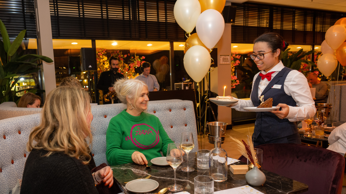 Restaurant-LEO-S-International-Flavors-viert-eenjarig-bestaan-met-tientallen-naamgenoten-7