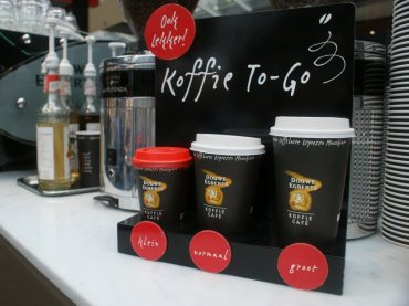 de_douwe_egberts_cafe_koffie_to_go_meenemen_afhaal_kop_kopje_resized_site.jpg