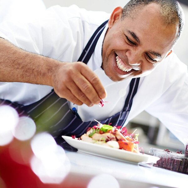 chef-4625935_1920.jpg