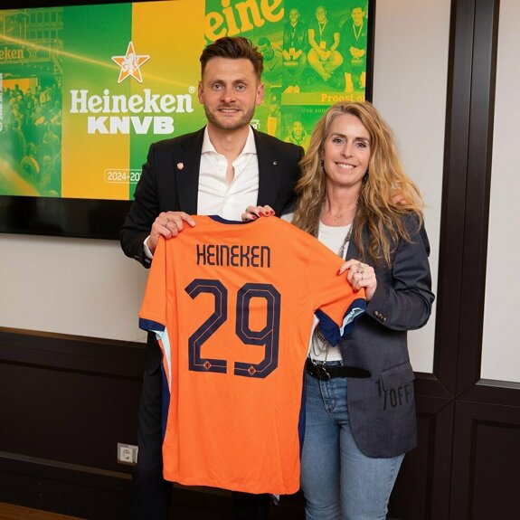 knvbampheineken01.jpg