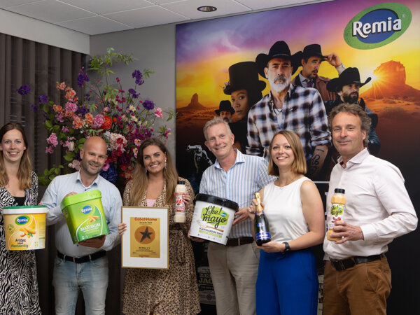 Remia-IlseSchuurmansFotografie (1).jpg