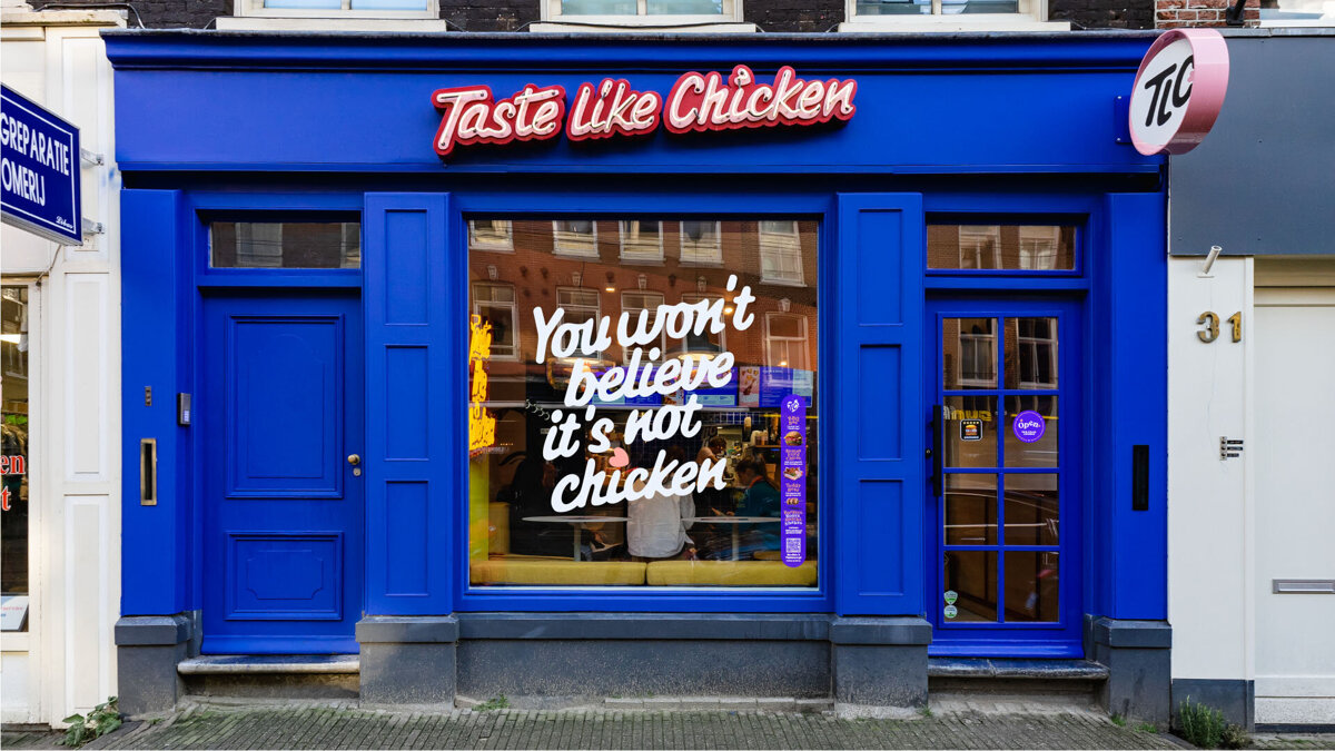 Taste Like Chicken van Woustraat.jpg