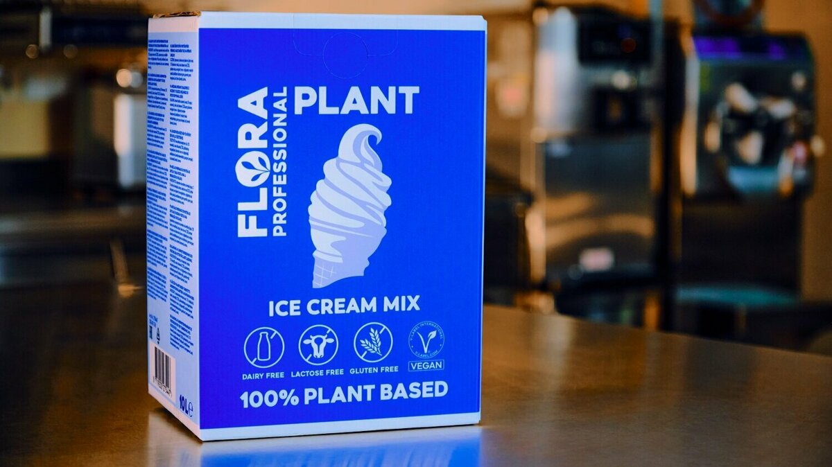 FLORA ICE CREAM MIX0506.jpg