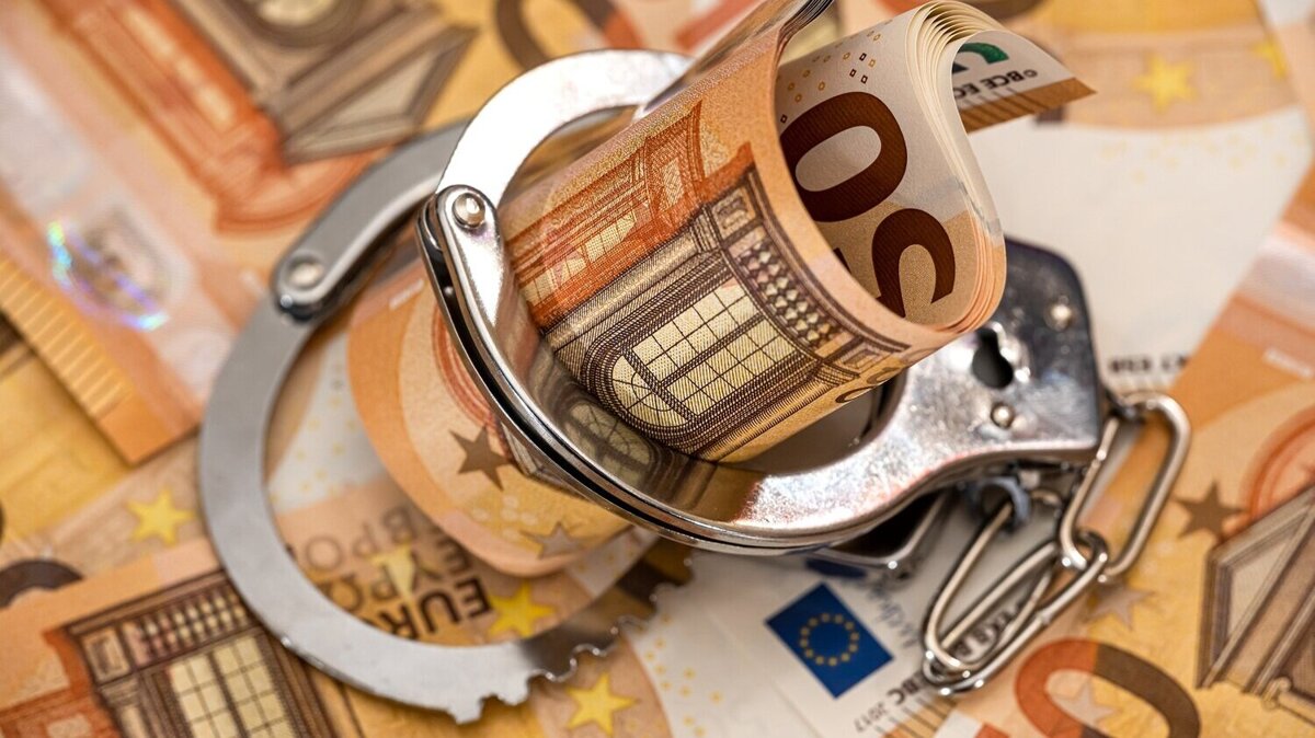 iStock-1306083294