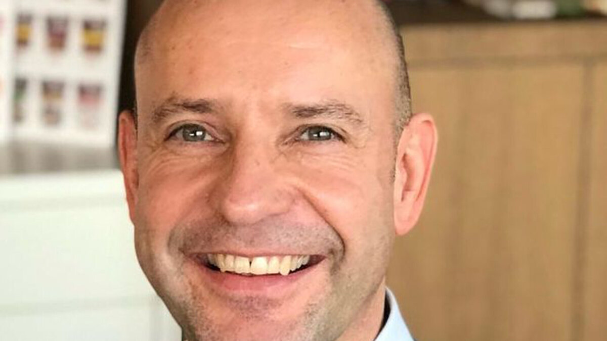 Hans van Beurden.jpg