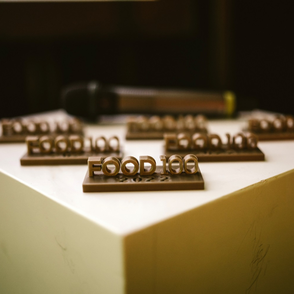 Food100_visuals pers-05.jpg