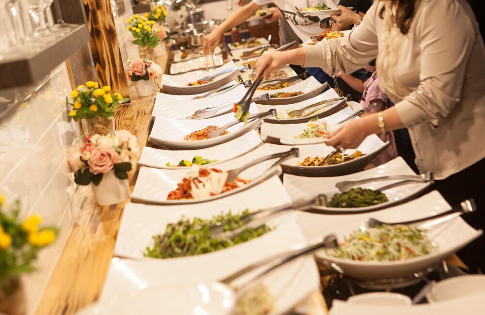 allybally4b-buffet-3955616_1920