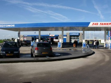 rotondetankstationpersze-a840x630.jpg