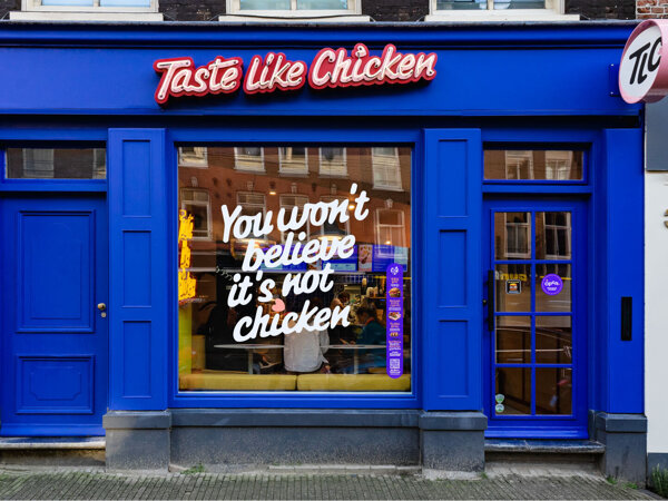 Taste Like Chicken van Woustraat.jpg