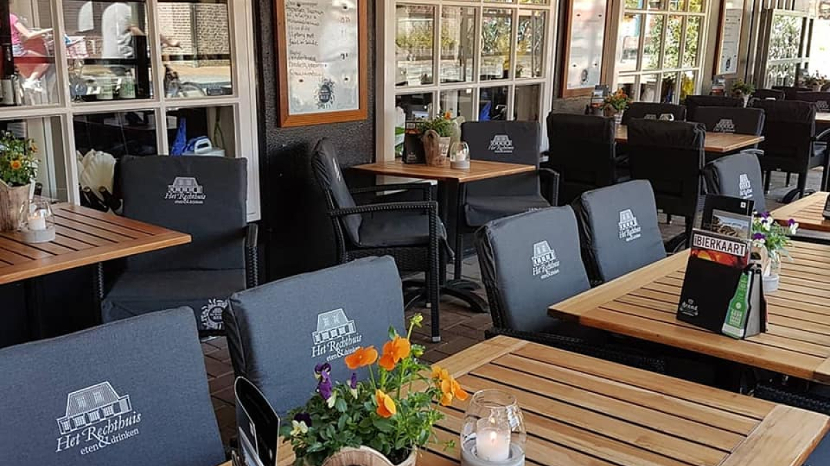 terras-het-rechthuis-eten-en-drinken.jpg
