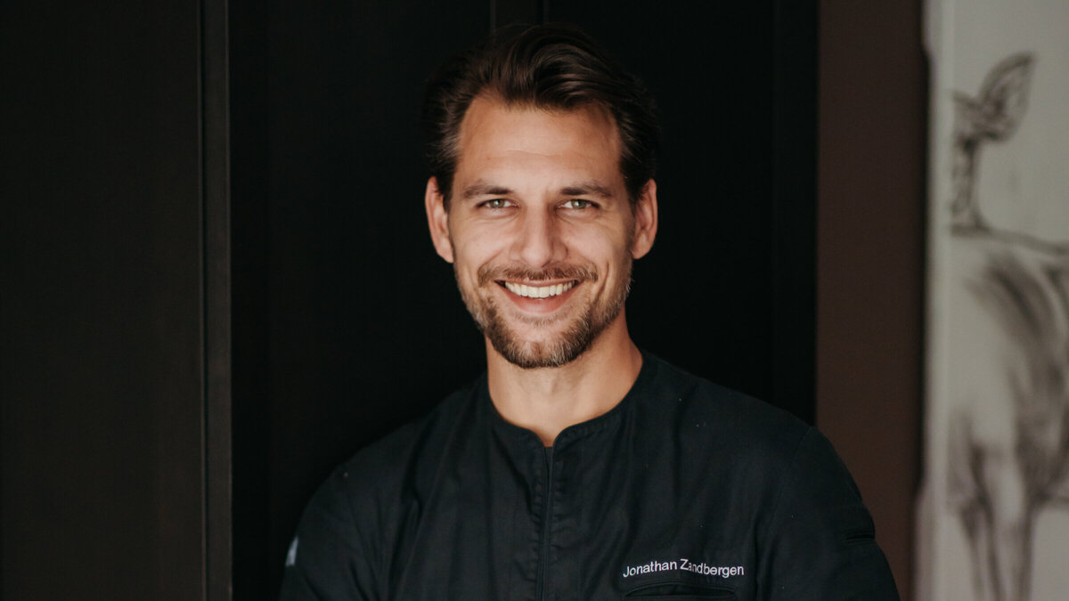 portret jonathan (1).jpg