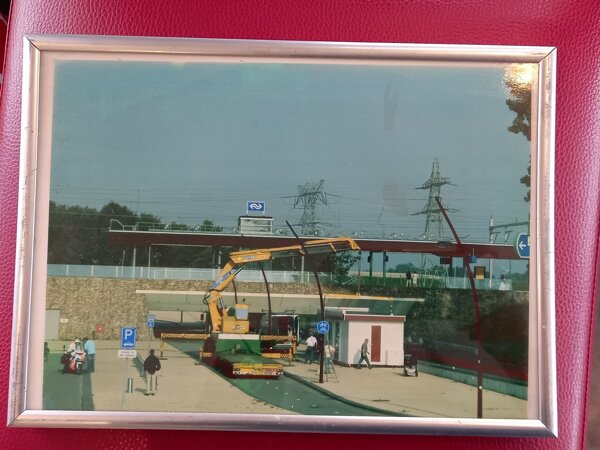 2007 de vaste keet wordt neergezet.jpg