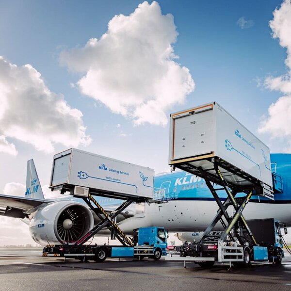 elektrische truck KLM-catering.jpg