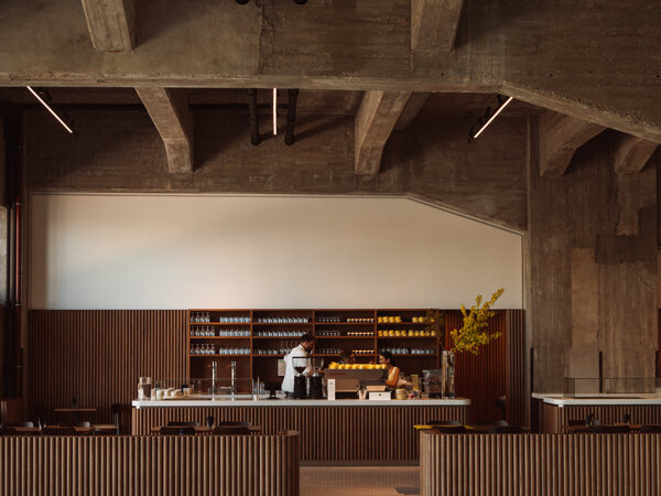 O FENIX VERMAAT 01 - credits Sophia van den Hoek.jpg