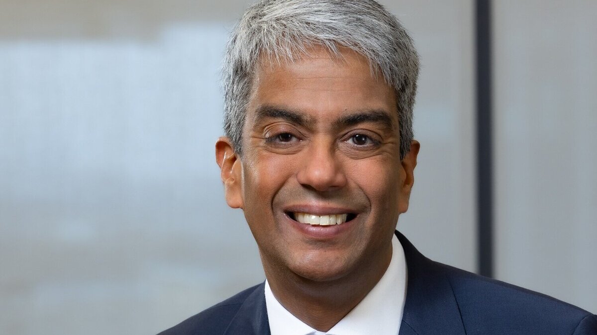 CEO Venkie Shantaram Selecta.jpg