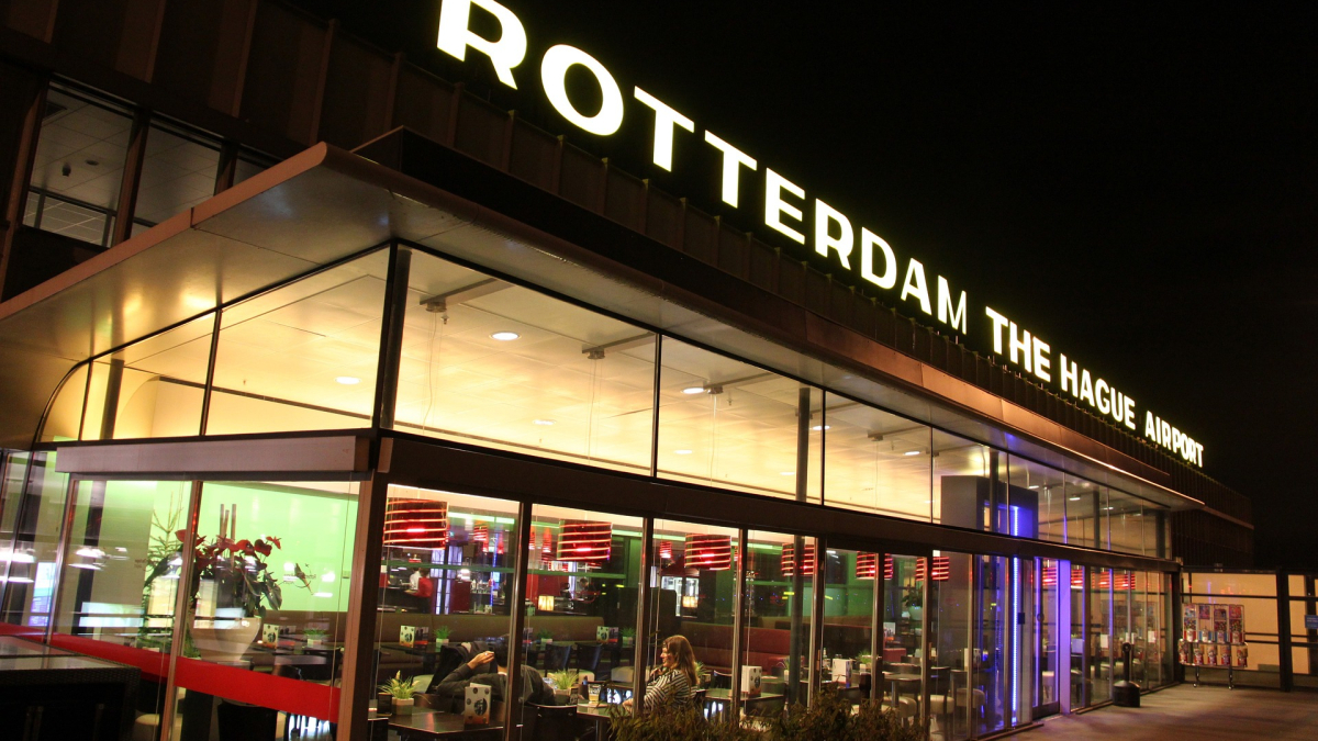 rotterdam-101686_1920.jpg