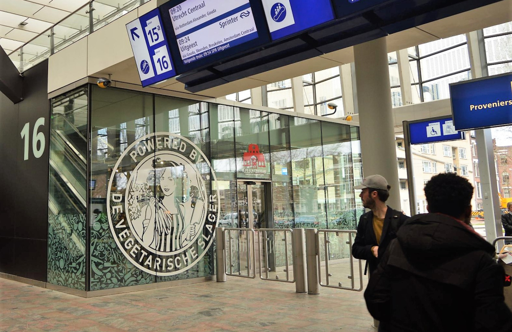 Vleesch-Centraal-Rotterdam-De-Vegetarische-Slager (1).jpg