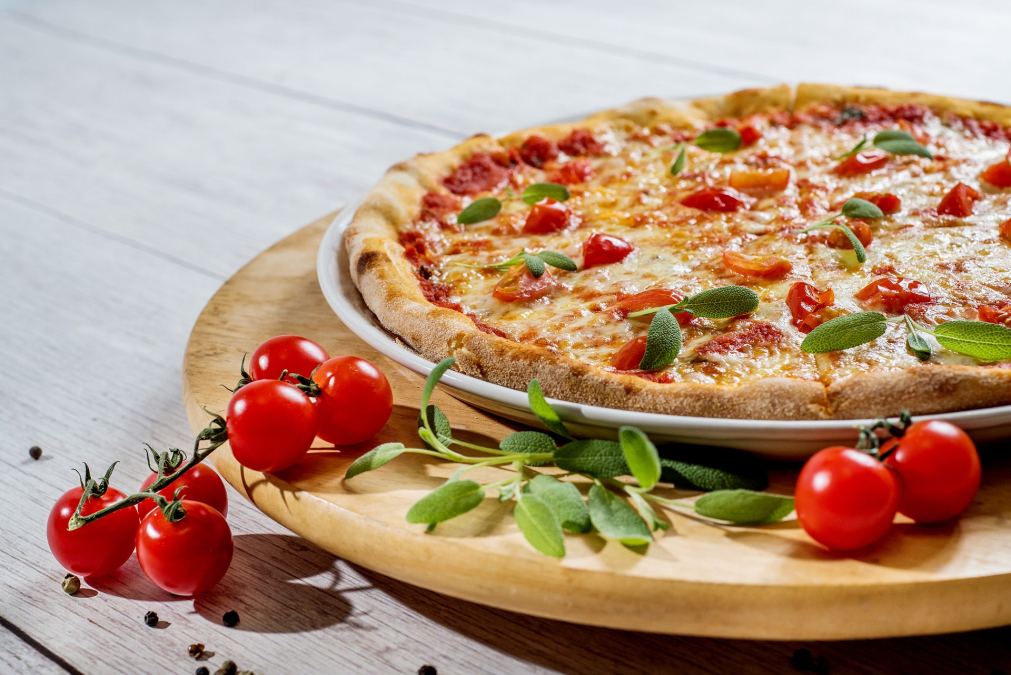 pizza-ga477142e8_1920