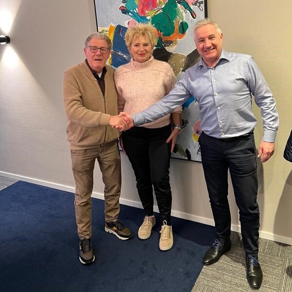 Foto Overname HGT door JFS.jpg