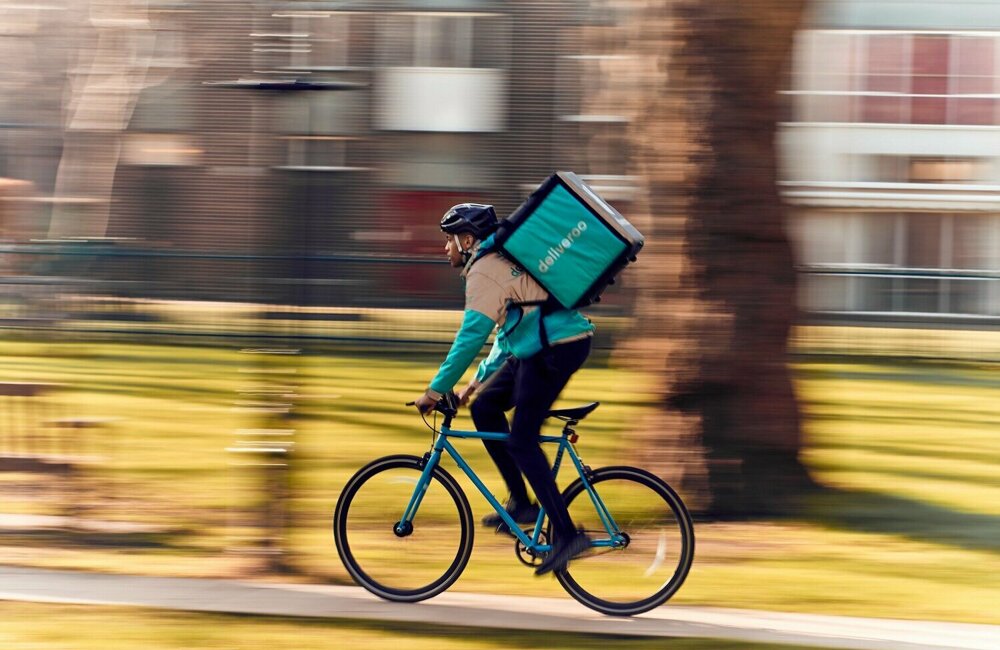 Deliveroo Fiets Bezorger Snel.jpg