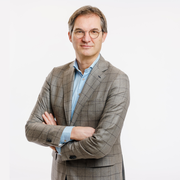 Van Mourik.jpg