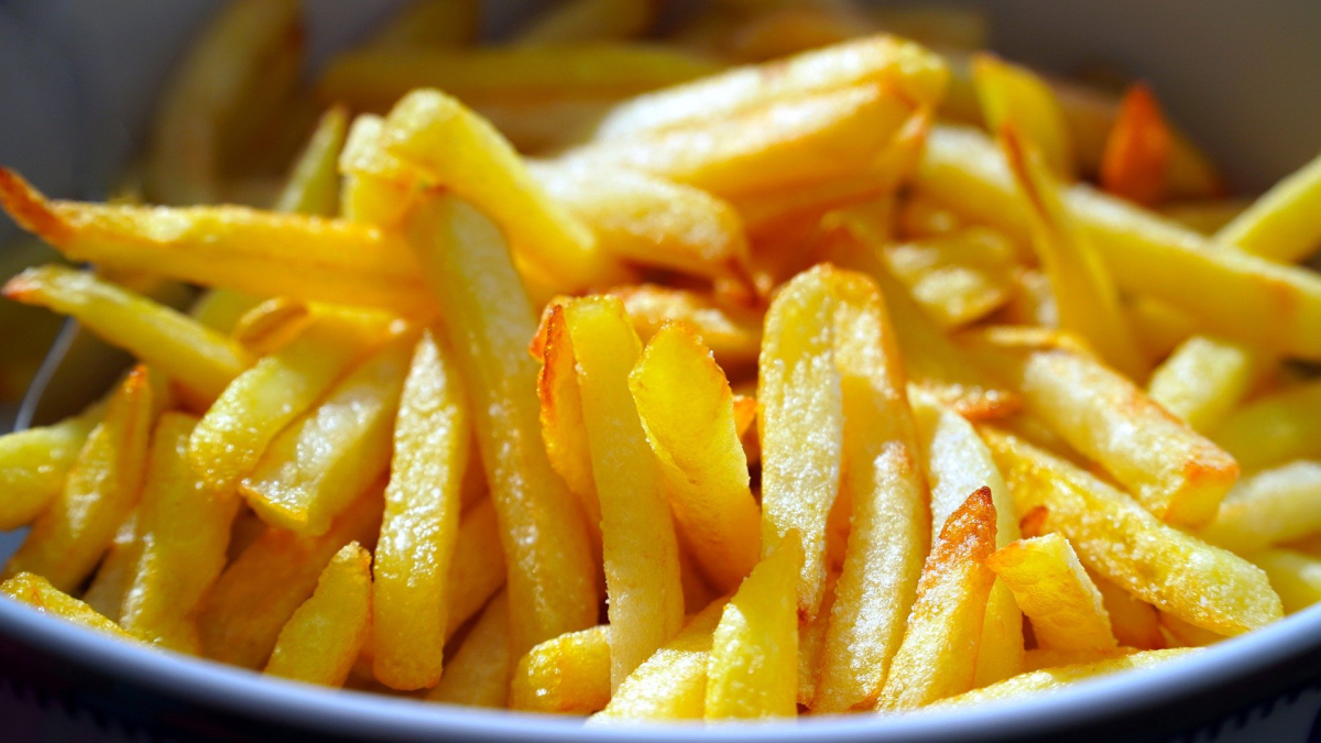 french-fries-g7914cdcba_1920.jpg