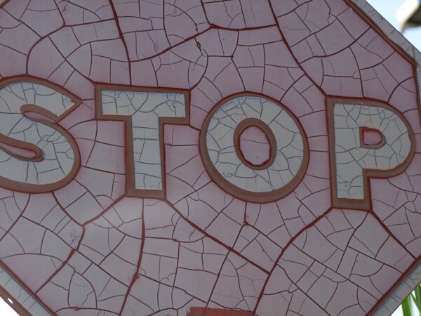 stop-sign-2444956_1920.jpg