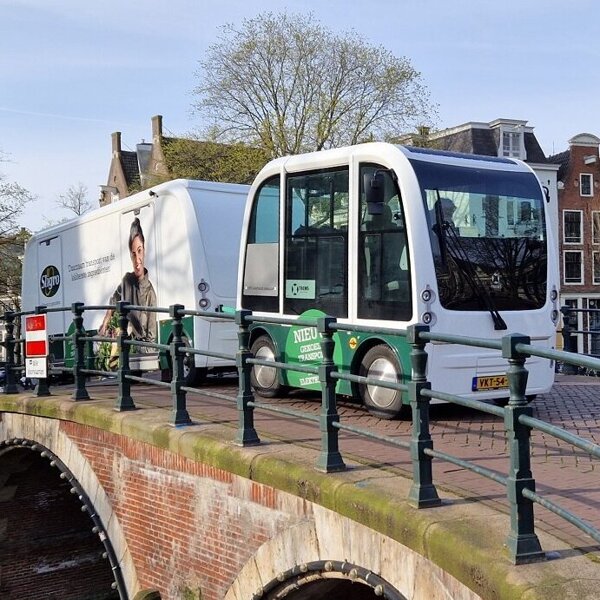 Sligro wegtrein, Gracht Amsterdam.jpg