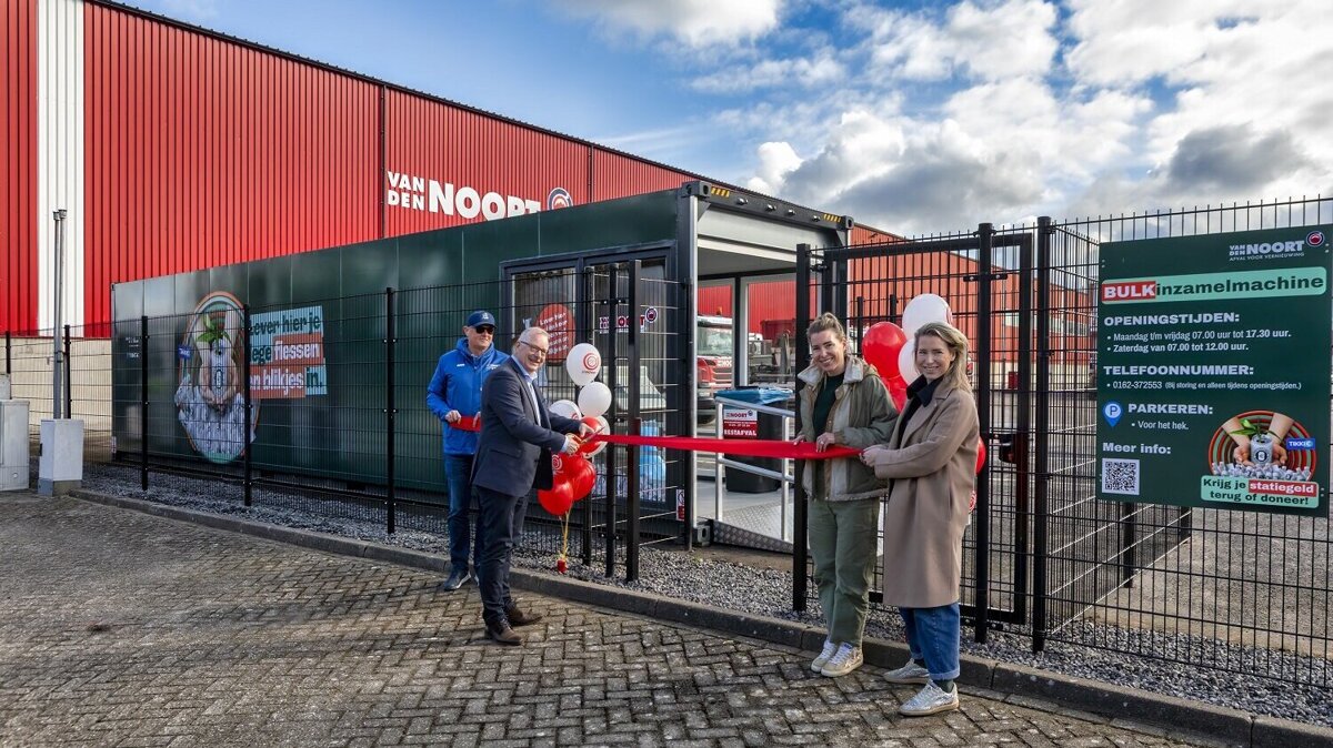 Opening-BULKinzamelmachine-Van-den-Noort (1).jpg